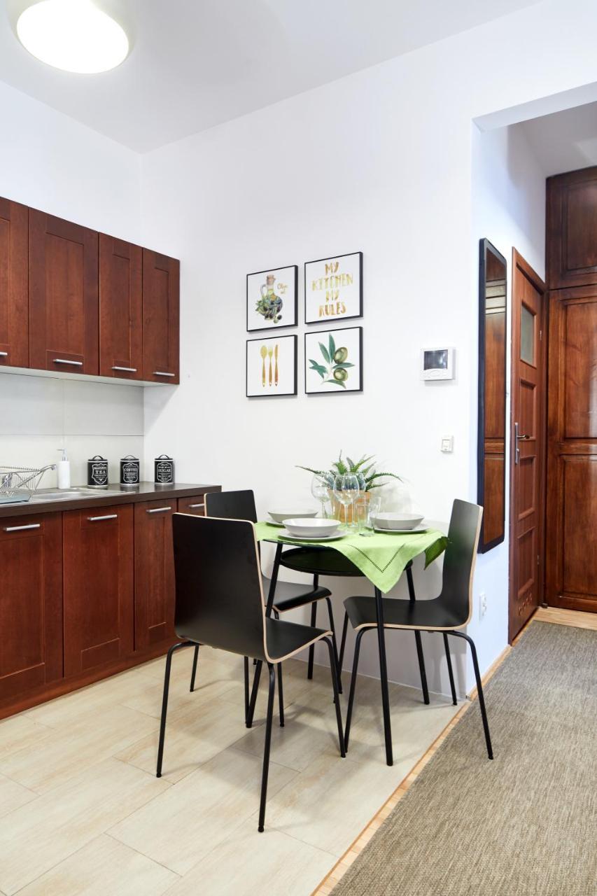 Zoliborz Green Garden Apartment Варшава Экстерьер фото