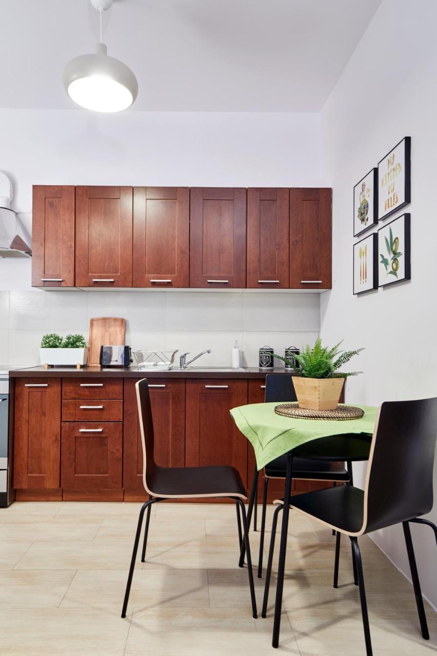 Zoliborz Green Garden Apartment Варшава Экстерьер фото